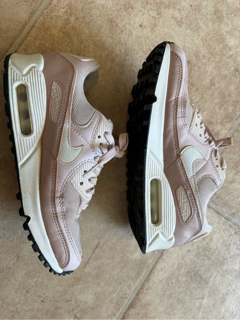 Women’s Nike Air Max Sneakers - Light Pink